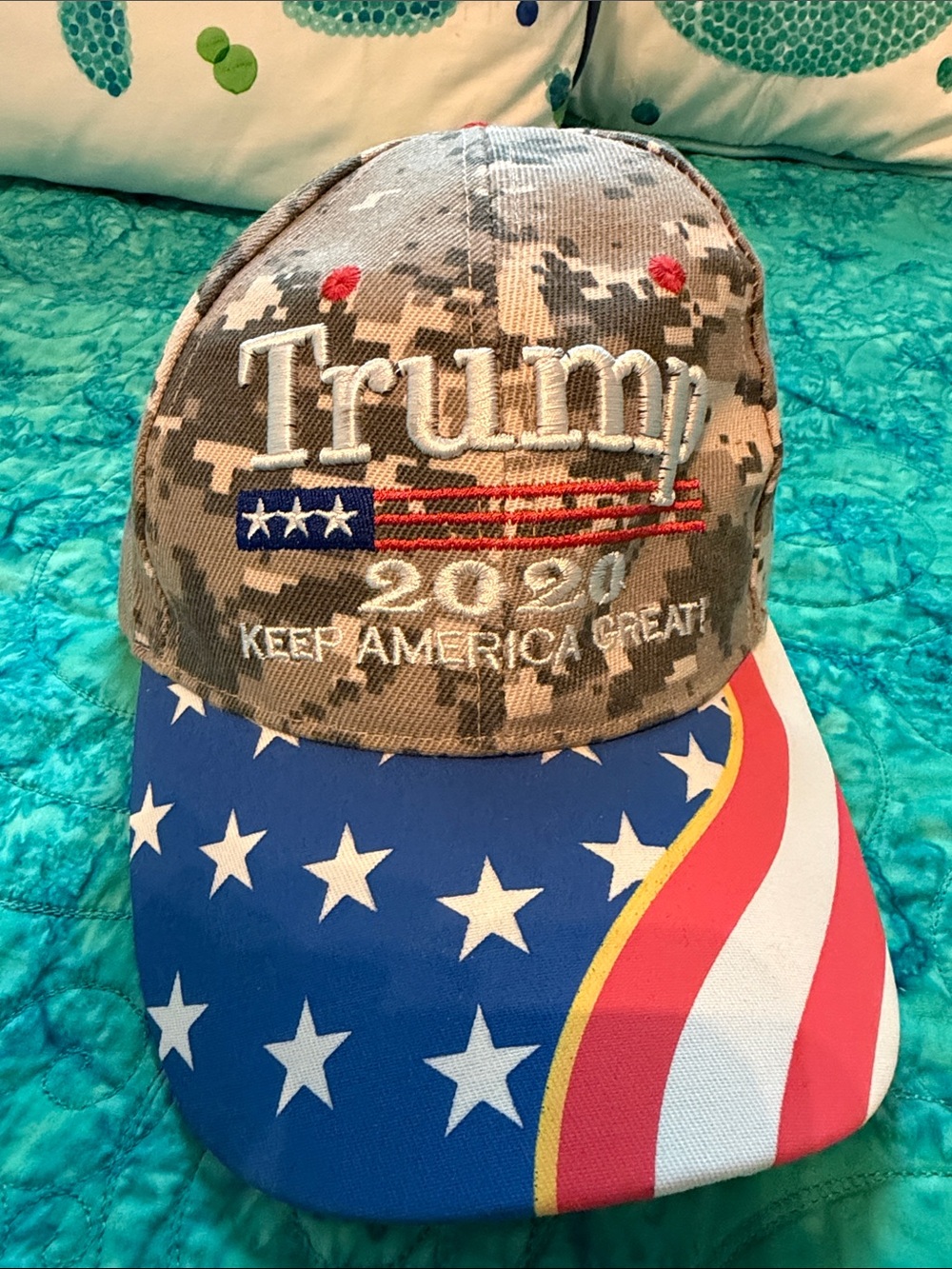 2020 Camouflage Patriotic Baseball Cap - Multicolor